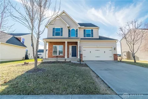 5154 Dayflower Dr, Tipp City, OH 45371