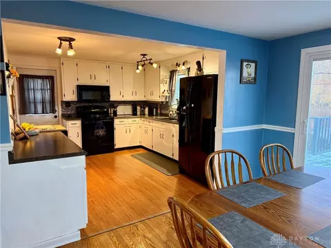 1033 Westmont Cir, Springfield, OH 45503 photo 10