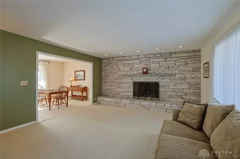 3464 Westbury Rd, Dayton, OH 45409 photo 8
