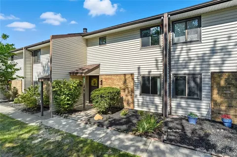 6409 Interlude Ln, Dayton, OH 45449