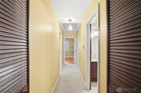 Entry Way - 489 Jenny Ln, Centerville, OH 45459 photo 1 of 3