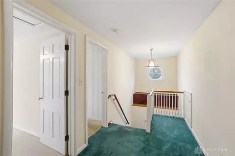 Entry Way - 489 Jenny Ln, Centerville, OH 45459 photo 2 of 3