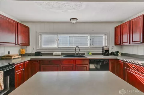 Kitchen - 314 E Main St, Mason, OH 45040 photo 3 of 5