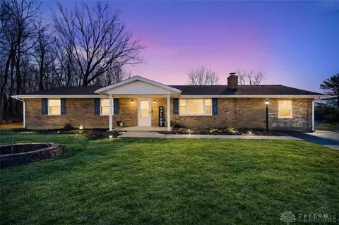 1310 W Holtzmuller Rd, West Manchester, OH 45382