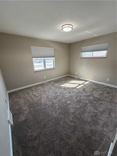 Bedroom - 411 Judith Dr, Kettering, OH 45429 photo 4 of 5