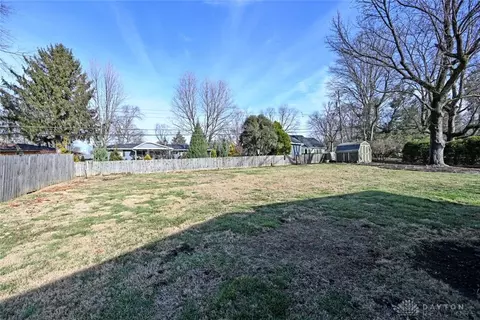 Exterior - 411 Judith Dr, Kettering, OH 45429 photo 14 of 16