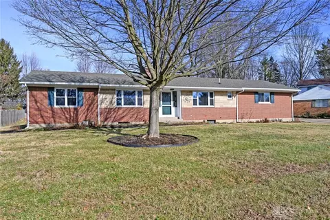 Exterior - 411 Judith Dr, Kettering, OH 45429 photo 4 of 16
