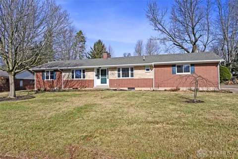 Exterior - 411 Judith Dr, Kettering, OH 45429 photo 3 of 16