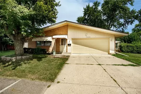 1629 Beaver Creek Ln, Kettering, OH 45429