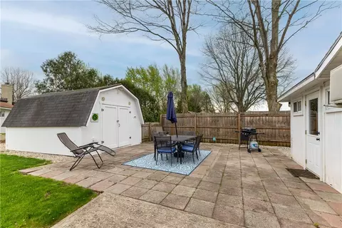 2437 Armstrong Dr, Sidney, OH 45365 photo 8