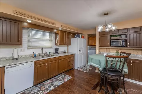 2437 Armstrong Dr, Sidney, OH 45365 photo 23
