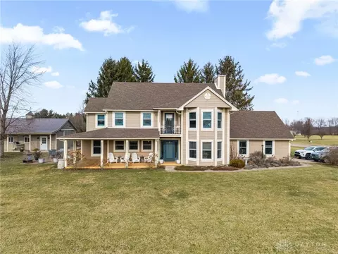 4761 Cornerstone Trl, Yellow Springs, OH 45387