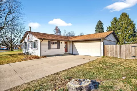 200 Ardmore Dr, Cedarville, OH 45314