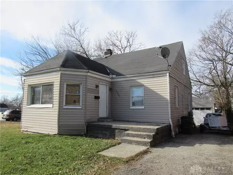 2247 Esmeralda Ave, Dayton, OH 45406