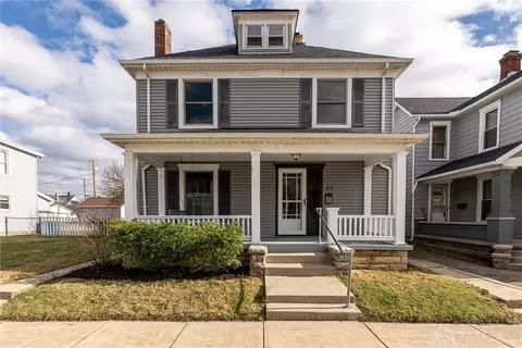 24 S 8th St, Miamisburg, OH 45342