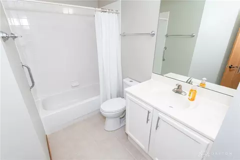 Bath - 2133 Willow Run Cir, Enon, OH 45323 photo 5 of 6
