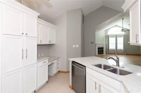 Kitchen - 2133 Willow Run Cir, Enon, OH 45323 photo 3 of 3