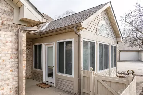 Exterior - 2133 Willow Run Cir, Enon, OH 45323 photo 3 of 6