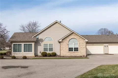 Exterior - 2133 Willow Run Cir, Enon, OH 45323 photo 6 of 6