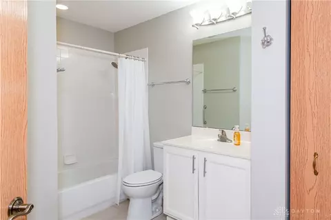 Bath - 2133 Willow Run Cir, Enon, OH 45323 photo 3 of 6