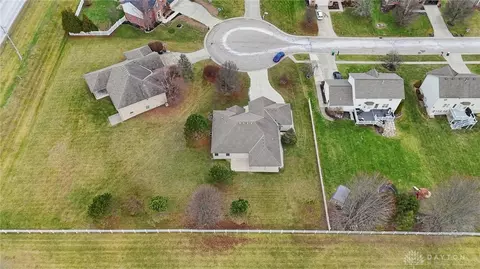 View/Area - 9048 Bedford Ct, Centerville, OH 45458 photo 4 of 4
