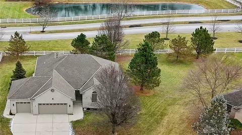 View/Area - 9048 Bedford Ct, Centerville, OH 45458 photo 1 of 4
