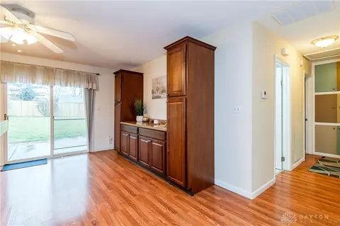 Entry Way - 1005 Chateau Dr, Kettering, OH 45429 photo 1 of 2