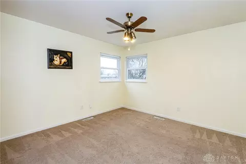 Bedroom - 1005 Chateau Dr, Kettering, OH 45429 photo 4 of 7