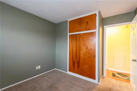 Bedroom - 1005 Chateau Dr, Kettering, OH 45429 photo 7 of 7