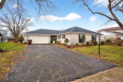 4952 Old Salem Rd, Englewood, OH 45322