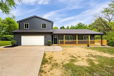 3136 W Pekin Rd, Springboro, OH 45066