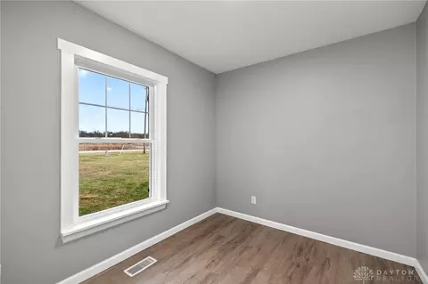 Bedroom - 2925 S Tecumseh Rd, Springfield, OH 45502 photo 3 of 6