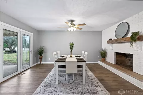 Dining - 2925 S Tecumseh Rd, Springfield, OH 45502 photo 1 of 4