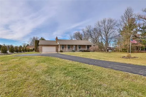 3487 Drake Rd, Lebanon, OH 45036