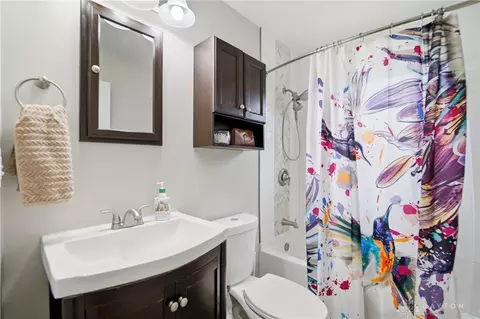 Bath - 8797 Long Ln, Cincinnati, OH 45231 photo 1 of 2
