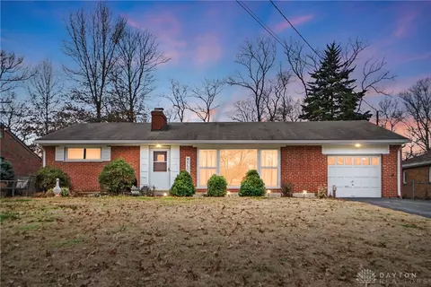 8797 Long Ln, Cincinnati, OH 45231