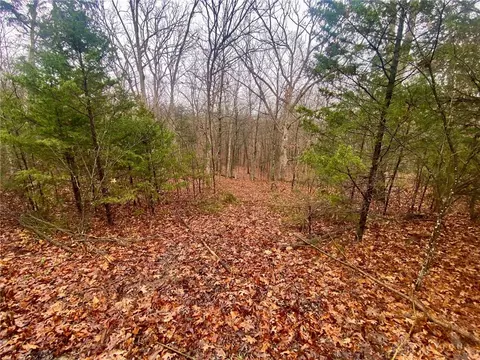 435 Rolling Woods Dr, West Union, OH 45693