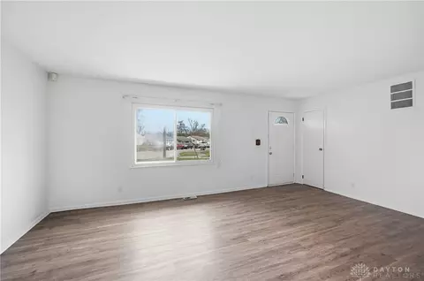 2614 Impala Dr, Cincinnati, OH 45231 photo 4