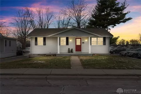 207 Richardson Pl, Wilmington, OH 45177