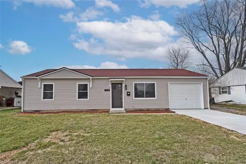 831 Weinland Dr, New Carlisle, OH 45344