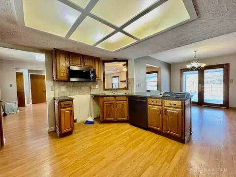 Kitchen - 105 Cherry St, Springboro, OH 45066 photo 6 of 6