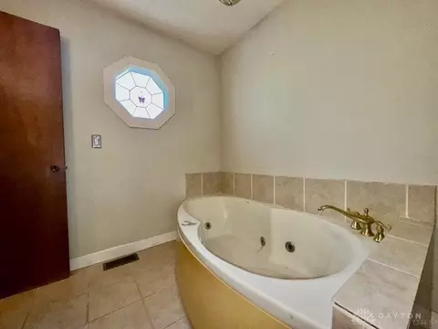 Bath - 105 Cherry St, Springboro, OH 45066 photo 7 of 7