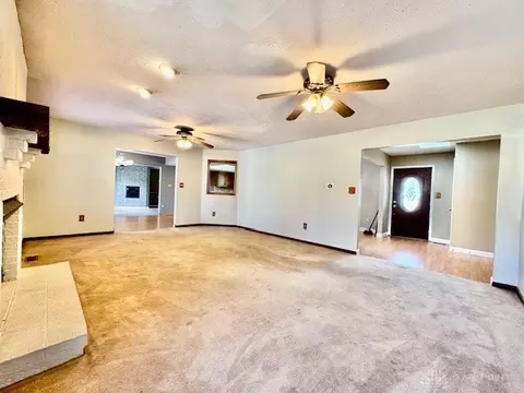 Living - 105 Cherry St, Springboro, OH 45066 photo 21 of 29