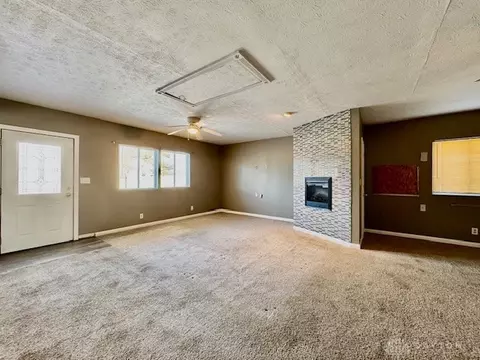 Living - 105 Cherry St, Springboro, OH 45066 photo 16 of 29