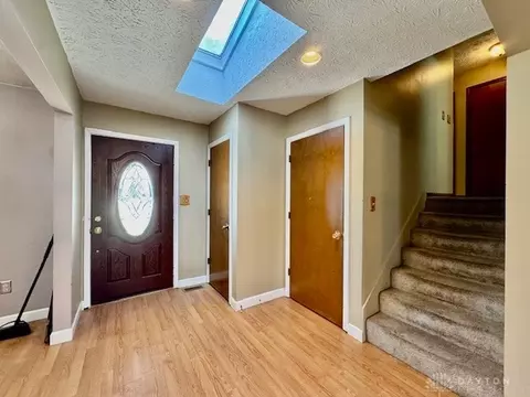 Entry Way - 105 Cherry St, Springboro, OH 45066 photo 2 of 6