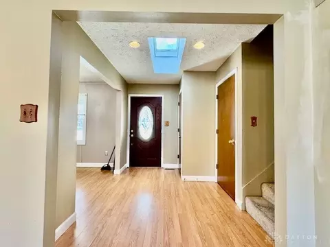 Entry Way - 105 Cherry St, Springboro, OH 45066 photo 3 of 6