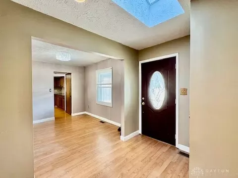 Entry Way - 105 Cherry St, Springboro, OH 45066 photo 4 of 6