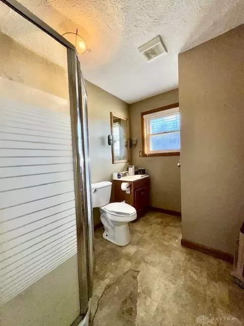 Bath - 105 Cherry St, Springboro, OH 45066 photo 1 of 7