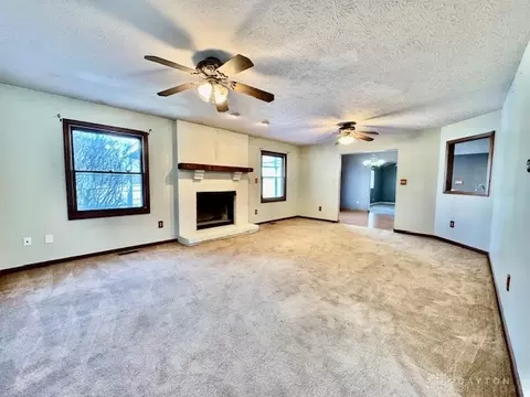 Living - 105 Cherry St, Springboro, OH 45066 photo 20 of 29