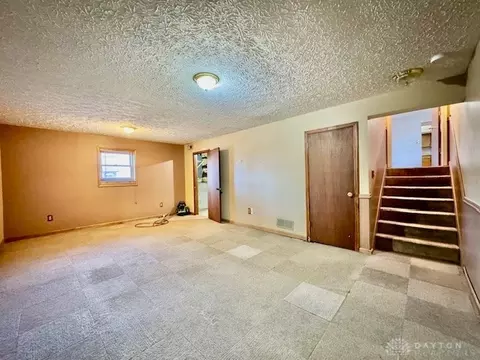 Living - 105 Cherry St, Springboro, OH 45066 photo 26 of 29